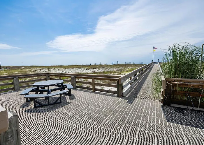 Island Winds West 777 Apartment *