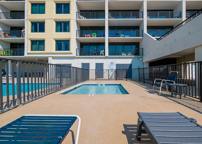 Apartment Island Winds West 777 *